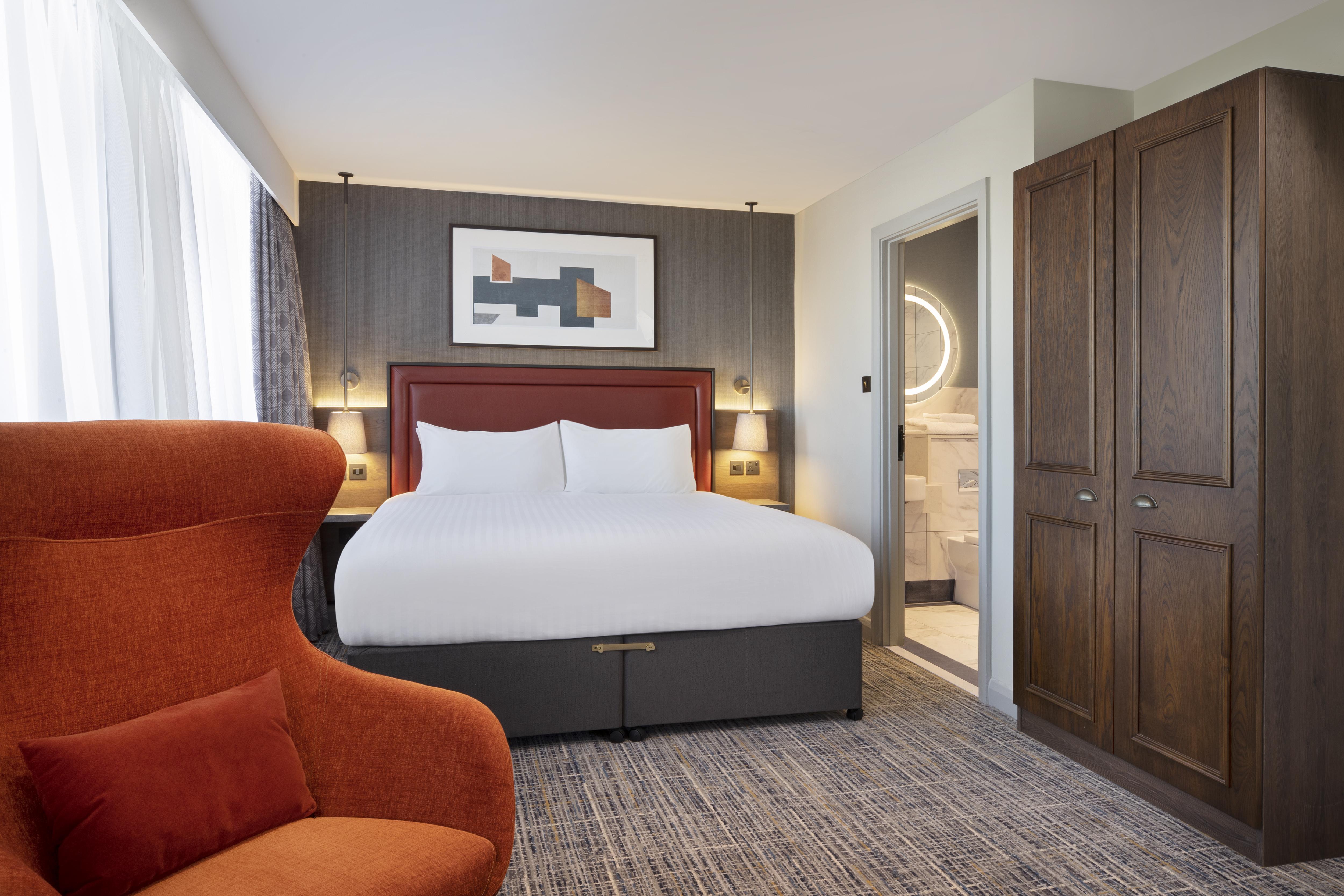Leonardo Royal Hotel Бирмингам Екстериор снимка A room at the Hilton London Westend